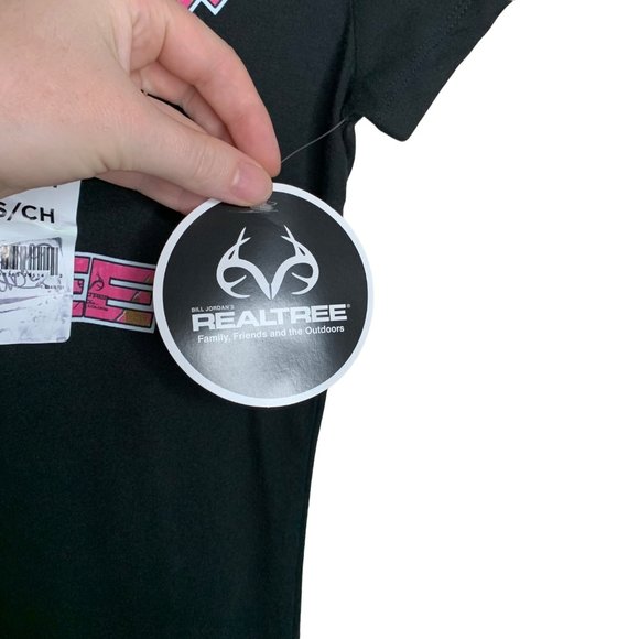 Realtree Graphic Tee Shirt Black Pink Camo Property of Realtree Fitted NWT Small - Picture 3 of 5